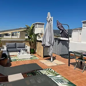 Avec Terrasse Sur Le Toit Vue Rosas