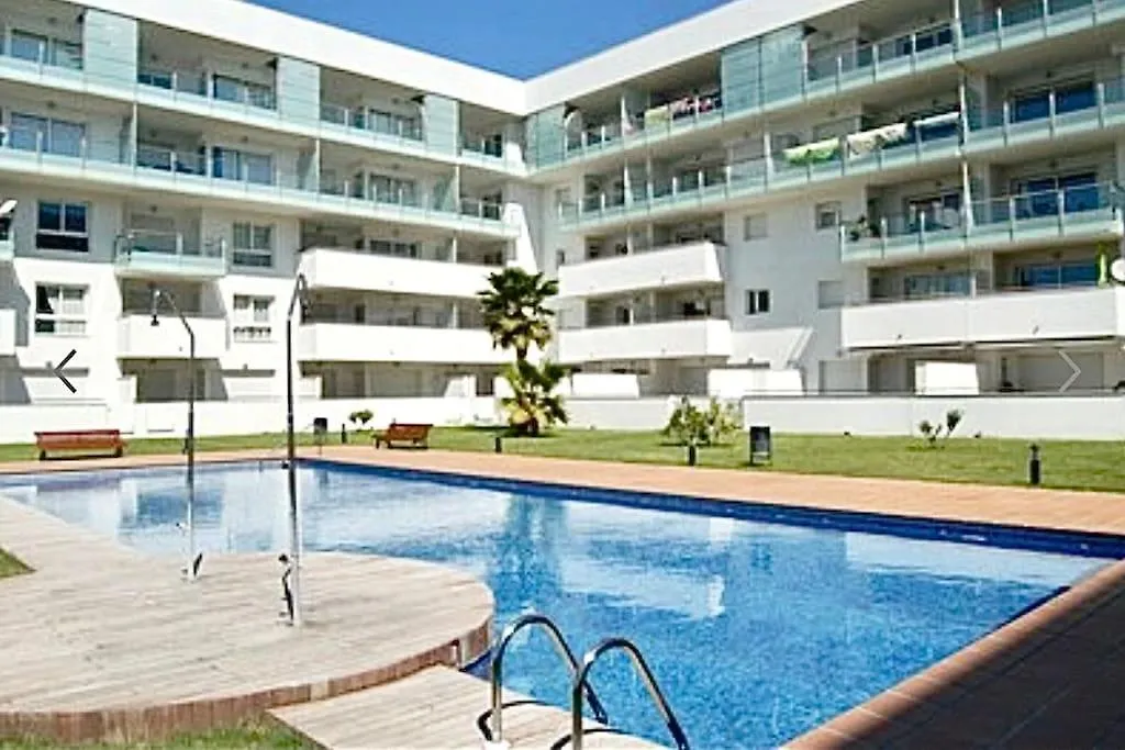 Appart Porto Marina 4 Pers Avec Piscine Commune Roses