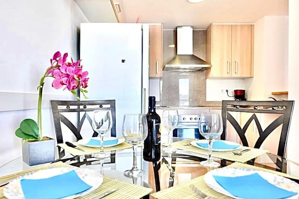 Apartment Appart Porto Marina 4 Pers Avec Piscine Commune Roses