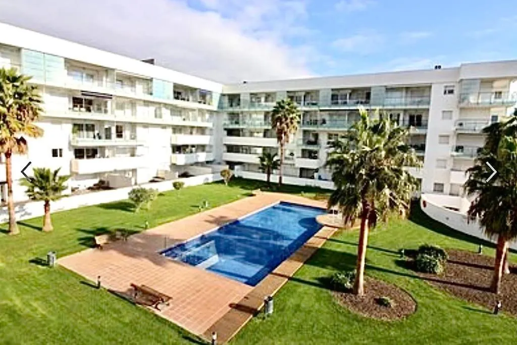 Appart Porto Marina 4 Pers Avec Piscine Commune Roses